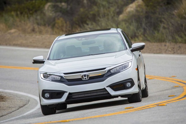 Ưu và nhược điểm của Honda Civic 2018 ảnh 3