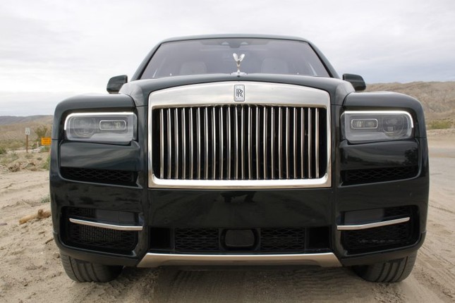 9 điểm nhấn đáng chú ý của Rolls-Royce Cullinan ảnh 1