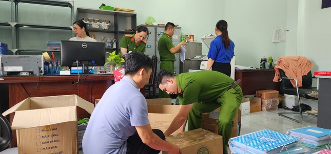 Bắt cán bộ trung tâm đăng kiểm xe cơ giới ở Kiên Giang ảnh 3
