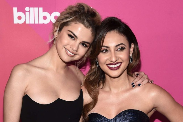 Francia Raisa officially spoke out about the suspicion of being "forced" by her close friend Selena Gomez to donate her kidney photo 1