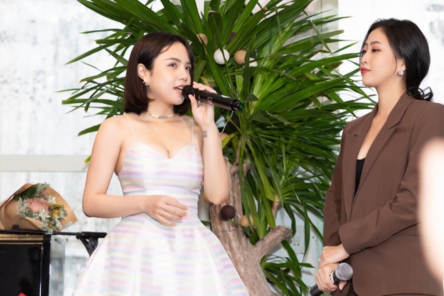 Thái Trinh trở lại cùng album Acoustic, hứa hẹn ra mắt tận 7 MV để thỏa lòng fan ảnh 3