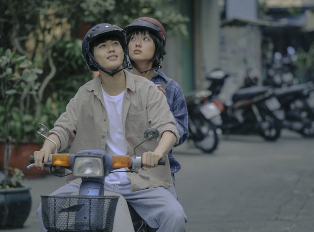 “Sài Gòn trong cơn mưa” ấn định ngày trở lại sau khi trì hoãn, tung hẳn teaser và poster ảnh 7