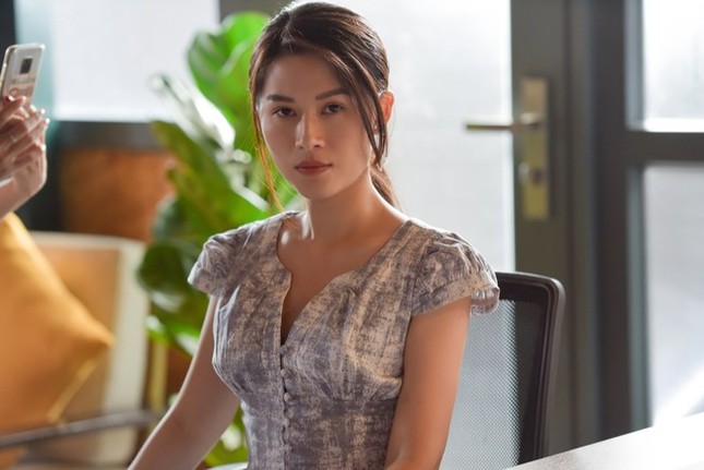 Trấn Thành hóa “ông hoàng truyền thông” quyền lực trong web-drama của Ngọc Thanh Tâm ảnh 4
