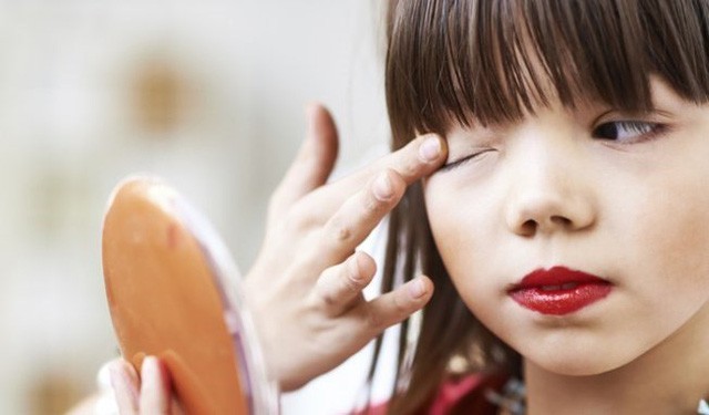 Dậy thì sớm ở trẻ làm bố mẹ hoảng loạn