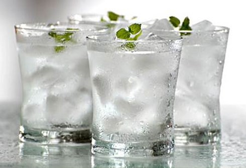 Những loại nước hại hơn... thuốc độc, tuyệt đối không uống khi vừa ngủ dậy ảnh 3