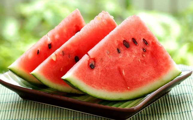 Những loại quả 'cực độc' nên hạn chế ăn trong ngày nắng nóng ảnh 2