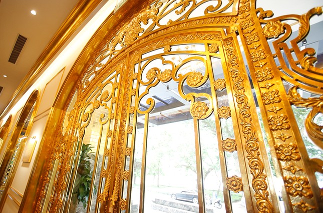 Hà Nội Golden Lake, khách sạn dát vàng có một không hai ảnh 7