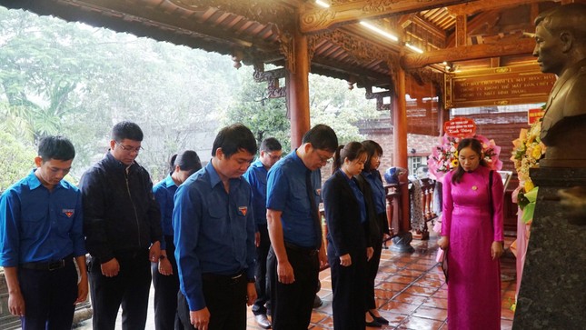 Đoàn viên thanh niên tưởng nhớ Đại tướng Nguyễn Chí Thanh ảnh 2
