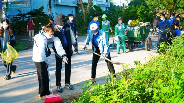 Ra mắt 7 đội hình thanh niên tình nguyện thực hiện đề án Chủ nhật xanh ảnh 8