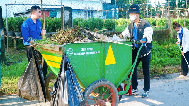 Ra mắt 7 đội hình thanh niên tình nguyện thực hiện đề án Chủ nhật xanh ảnh 12
