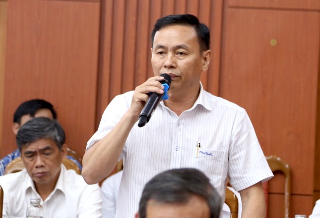 Ngộ độc bánh mì Phượng, sâm giả, miễn nhiệm chức danh cựu Phó chủ tịch Trần Văn Tân làm nóng họp báo ảnh 3