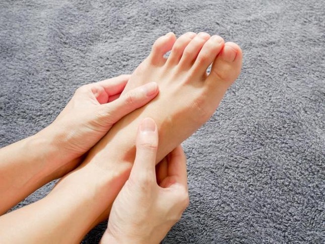 Phát hiện những dấu hiệu bất thường ở chân, có thể bạn đã mang bệnh nguy hiểm ảnh 1