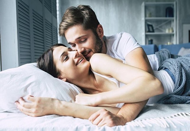 Những tác dụng tuyệt vời khi 'yêu' vào buổi sáng nhưng cẩn thận trường hợp này kẻo đột quỵ ảnh 2
