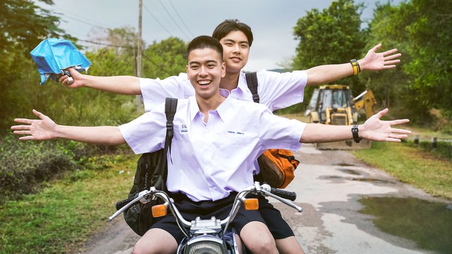 Phim cho những ai đang yêu: Kiếp sau đừng đổi giới tính được không? ảnh 1
