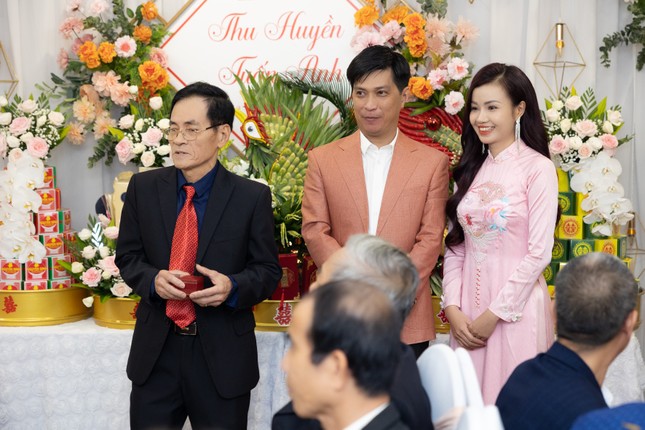 Sao mai Tuấn Anh đi bước nữa cùng nữ doanh nhân ảnh 2