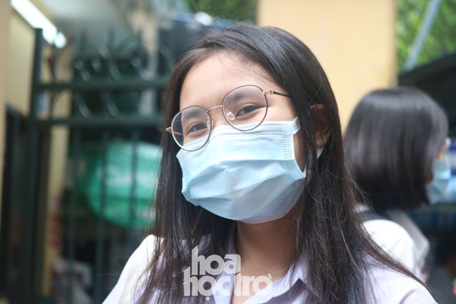Kết thúc buổi thi sáng 10/8: Sinh học và Lịch sử đứng đầu về độ khó của 2 bài thi ảnh 9
