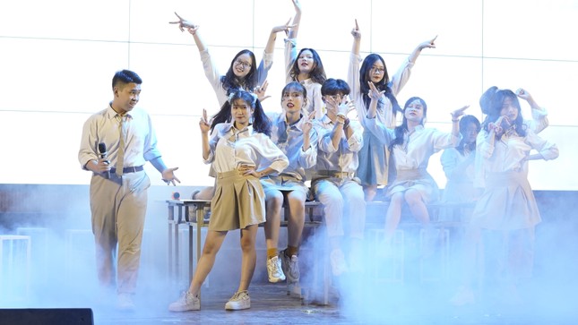 Tỏa sáng tài năng Anh ngữ học sinh, sinh viên Thủ đô ảnh 5