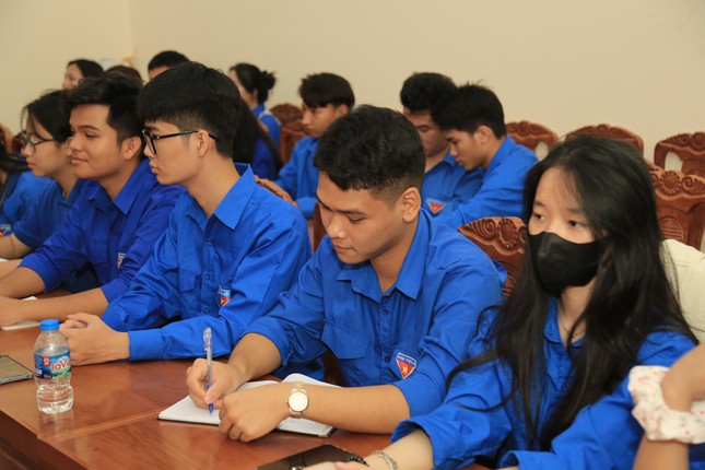 Trang bị tư duy lý luận sắc bén cho thanh niên bảo vệ nền tảng tư tưởng của Đảng ảnh 3