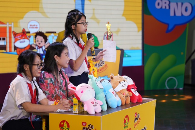 Học sinh đến từ TPHCM về nhất sân chơi tranh biện năm 2023 ảnh 1