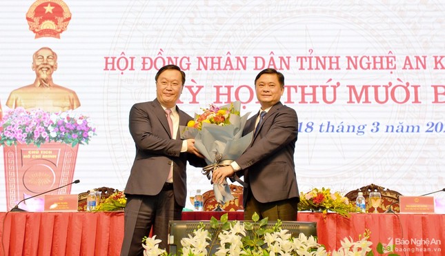 Kiện toàn nhân sự cấp cao tại Khánh Hòa, Nghệ An, Vĩnh Long ảnh 2