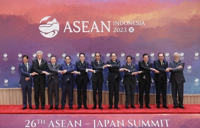 Thủ tướng Phạm Minh Chính lên đường dự Hội nghị ASEAN - Nhật Bản ảnh 2