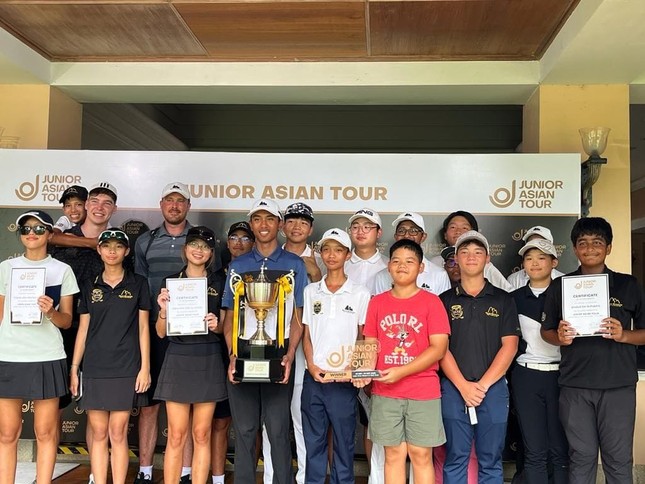 60 VĐV dự giải golf nghiệp dư trẻ quốc tế 2023 ảnh 1