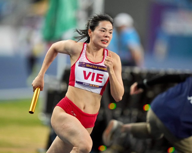 Kỷ lục gia SEA Games Nguyễn Thị Huyền chia tay đường chạy ảnh 1
