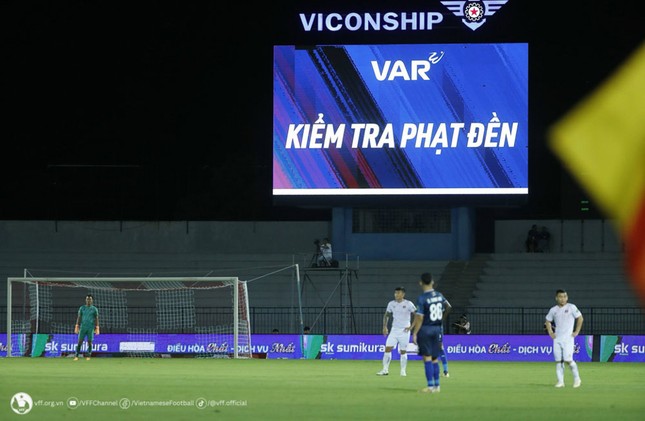 V-League 2023/2024 có thêm trọng tài và trợ lý trọng tài VAR ảnh 1