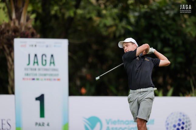 Golfer người Scotland vô địch giải nghiệp dư trẻ quốc tế 2023 ảnh 1