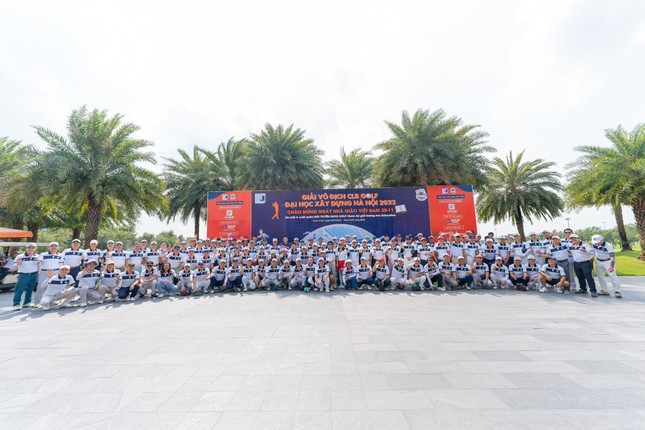 Hơn 200 golfer tranh tài tại giải vô địch CLB golf ĐH Xây dựng Hà Nội 2023 ảnh 1