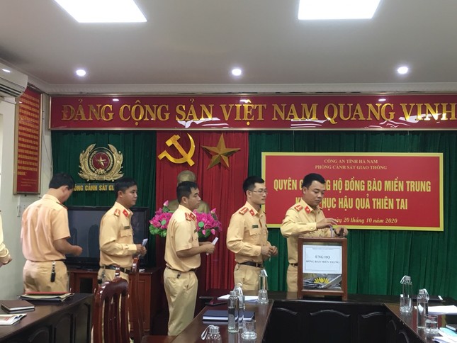 Tuổi trẻ về miền Trung khắc phục sau thiên tai ảnh 10