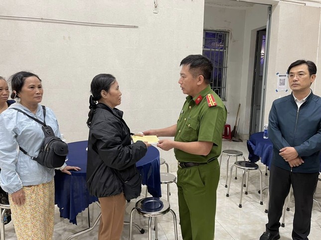 Xót xa gia cảnh nhân viên bảo vệ bị đâm trong vụ cướp ngân hàng ở Đà Nẵng ảnh 2