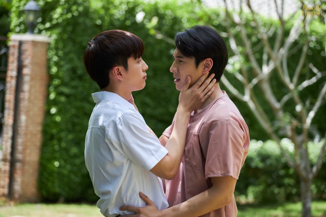 Vì sao "Hương Tình Yêu" trở nên phim boylove xuyên ko Top 1 Xu thế Thái Lan? hình họa 5