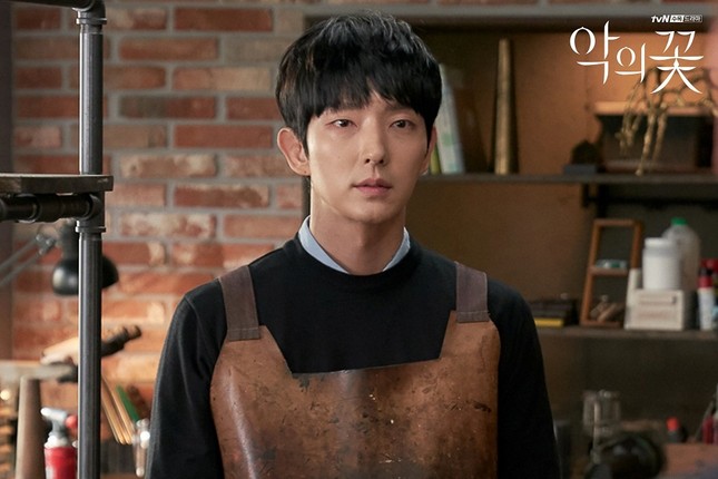 Seo Ye Ji dù được nhắc nhiều nhưng Kim Soo Hyun lại đứng đầu BXH giá trị thương hiệu ảnh 3