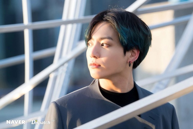 Vì sao BTS thành công rực rỡ như vậy nhưng các thành viên không ai tách ra solo? ảnh 4