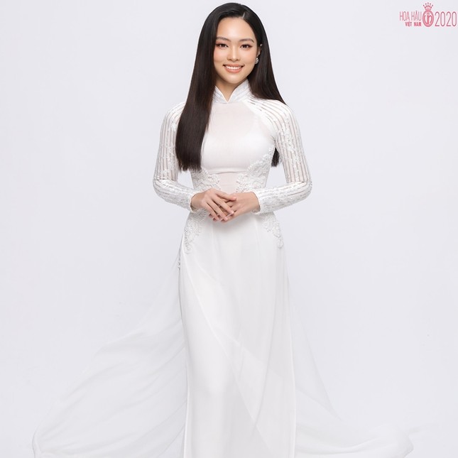 Ngọc Trang - thí sinh Hoa hậu Việt Nam nhận “bão like” vì có nét giống Jennie (BLACKPINK) ảnh 4