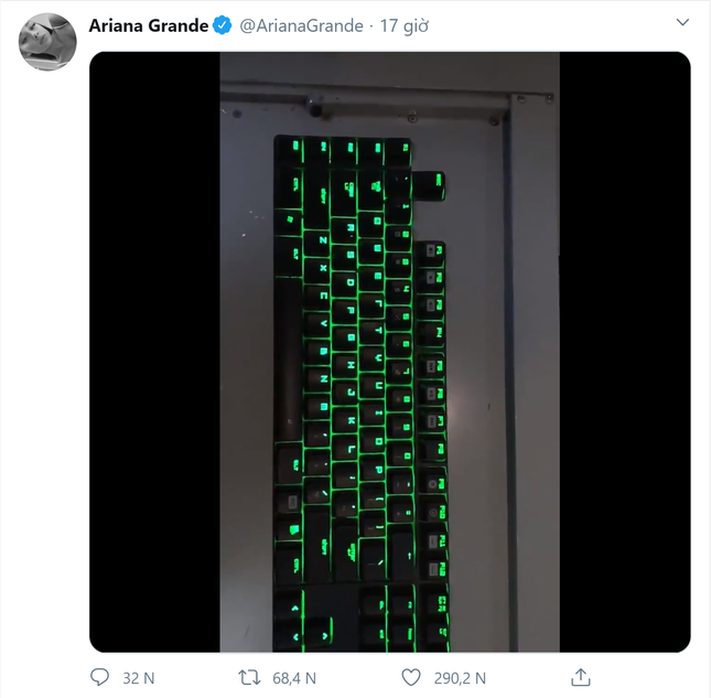 Vừa nhá hàng comeback, hôm sau “chị Bảy” Ariana Grande lại xóa sạch sành sanh mọi thứ ảnh 2