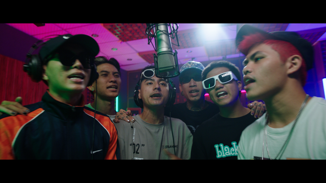 Rap Việt: Team Wowy khiến fan phát sốt khi cover bài hát “Chạy” của “sư phụ” Wowy ảnh 3