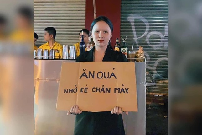 Từ câu nhầm lẫn “sức chịu đựng con người có giới thiệu”, giới trẻ sáng tạo ra “trend” mới ảnh 2