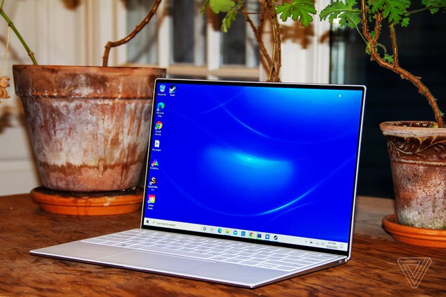 Đánh giá của The Verge: Đâu là những mẫu laptop đáng mua nhất ở thời điểm hiện tại? ảnh 4