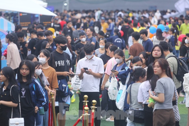 Thời tiết ‘chiều lòng’ hàng nghìn người trải nghiệm Ngày thẻ Việt Nam 2023 - Sóng Festival ảnh 5