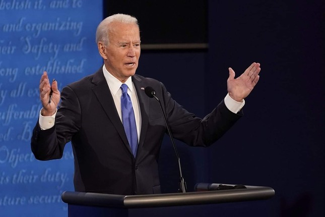 Ông Biden: Ai chịu trách nhiệm vì nhiều người chết do COVID-19 không nên làm tổng thống ảnh 7