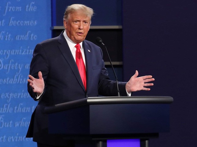 Ông Biden: Ai chịu trách nhiệm vì nhiều người chết do COVID-19 không nên làm tổng thống ảnh 6