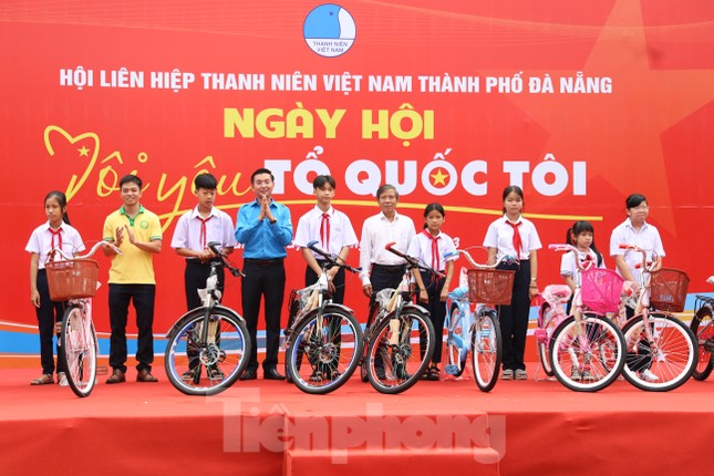 Thanh niên Đà Nẵng sống đẹp: 13 năm hiến máu tình nguyện, đi đầu trong hoạt động Đoàn ảnh 5