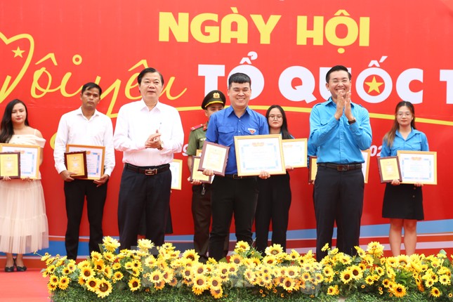 Thanh niên Đà Nẵng sống đẹp: 13 năm hiến máu tình nguyện, đi đầu trong hoạt động Đoàn ảnh 4