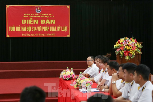 Ban Thanh niên Quân đội kiểm tra công tác giáo dục pháp luật cho đoàn viên thanh niên ảnh 4