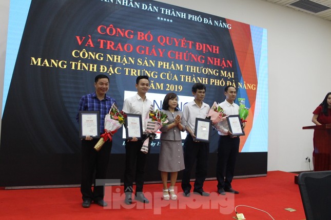 'Gắn mác' cho sản phẩm thương mại đặc trưng của Đà Nẵng ảnh 2