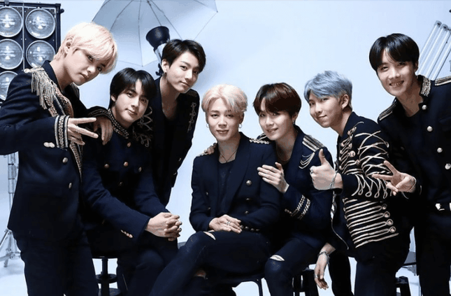 BTS được mời phát biểu tại “Dear Class of 2020”, ngay sau vợ chồng cựu Tổng thống Obama ảnh 1