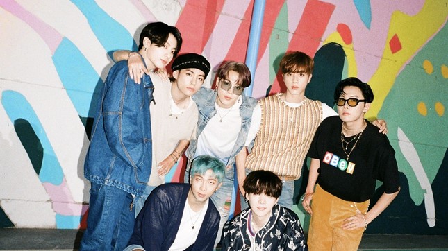 Trong thế giới fangirl: Dù không phải là một AMRY, tớ vẫn chân thành cảm ơn BTS ảnh 3