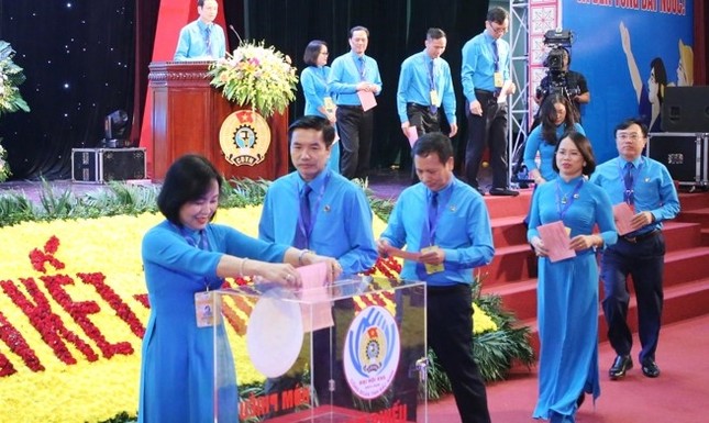 Bà Nguyễn Thị Vân Hà tái đắc cử Chủ tịch Liên đoàn Lao động tỉnh Bắc Ninh ảnh 1